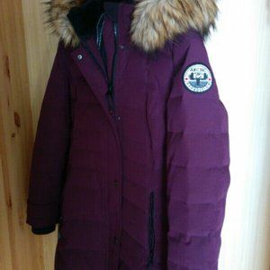 Arctic Expedition Women's quilted down parka faux fur